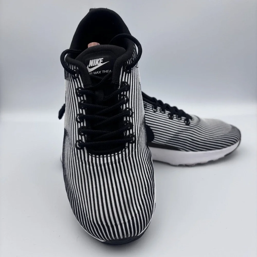 NIKE Air Max Thea Running Shoes Sneakers Women's 6 Black White Striped EUC